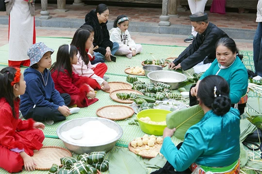 Đưa Tết cổ truyền đến gần hơn với người trẻ