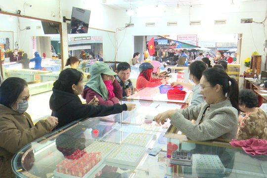 Ngày vía Thần tài - Giá vàng tăng nhẹ