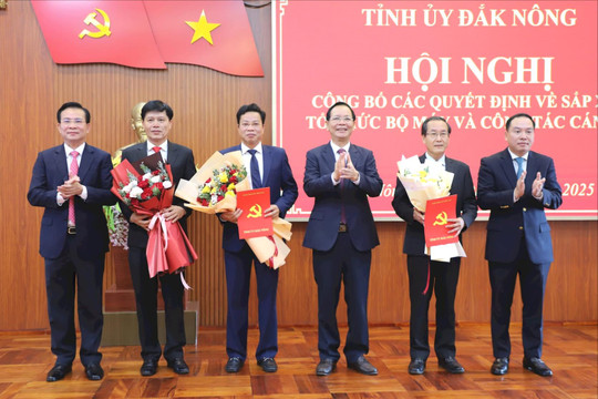 Phó Bí thư Thường trực Tỉnh ủy Lưu Văn Trung nhận thêm nhiệm vụ