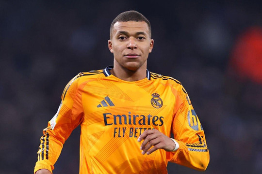 Manchester City thua ngược Real Madrid ở phút bù giờ
