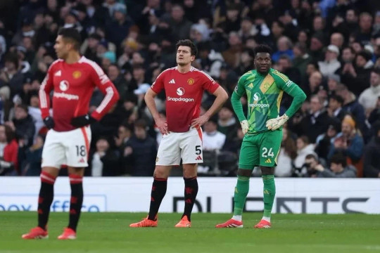 Premier League: M.U nếm 'trái đắng,' rơi xuống vị trí thứ 15