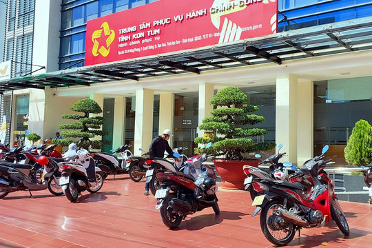 Ngành GTVT Kon Tum vẫn tiếp nhận cấp đổi giấy phép lái xe đến hạn