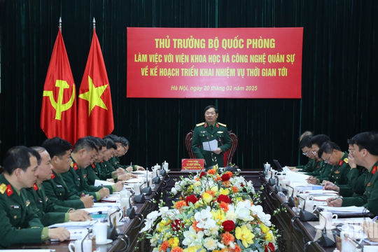 Nghiên cứu, cải tiến vũ khí phù hợp với nghệ thuật quân sự Việt Nam