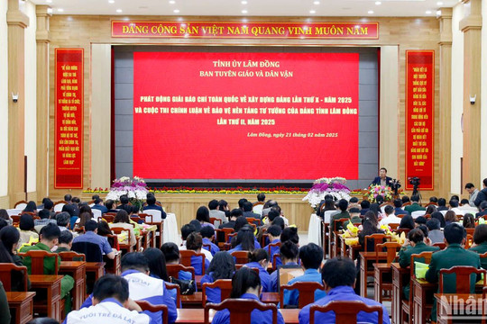 Lâm Đồng trao giải và phát động cuộc thi chính luận, giải báo chí về xây dựng Đảng