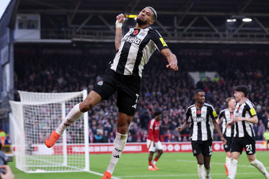 Nhận định, dự đoán Newcastle vs Nottingham: Ăn miếng trả miếng
