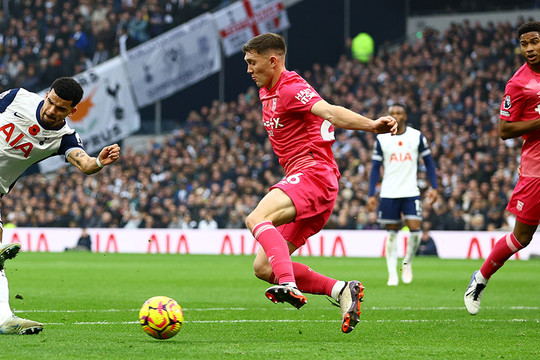 Nhận định, dự đoán Ipswich Town vs Tottenham: Gà trống gáy to