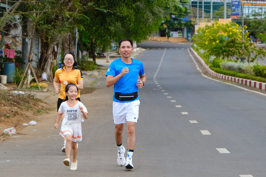 Đắk Nông Marathon 2025 - Cơ hội thắt chặt tình cảm gia đình
