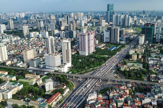 Bộ Chính trị: Tạm dừng tổ chức đại hội đảng bộ cấp xã, cấp huyện, sớm trình đề án sáp nhập tỉnh