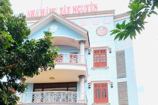 Nhà hàng Tây Nguyên