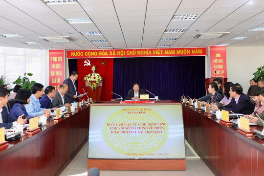 Chủ tịch UBND tỉnh Lâm Đồng Trần Hồng Thái làm việc với Sở Tài chính