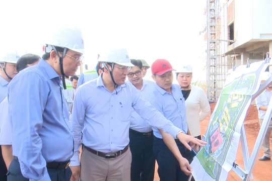 Chủ tịch UBND tỉnh Đắk Nông Hồ Văn Mười kiểm tra các dự án trọng điểm