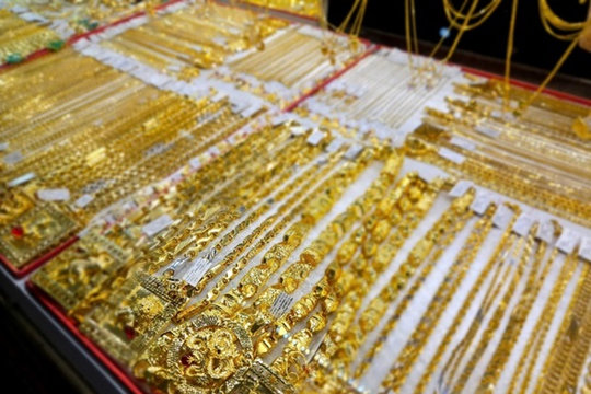 Giá vàng hôm nay 20/3/2025: Vàng tiến sát 101 triệu đồng/lượng