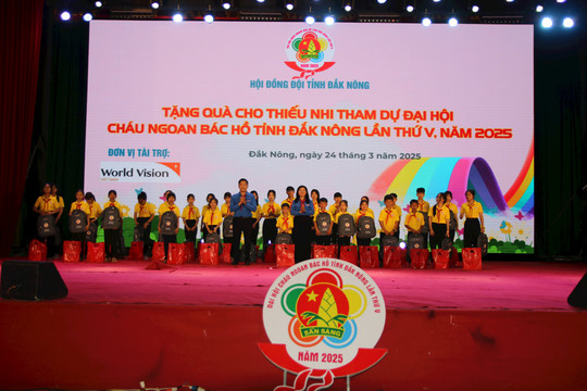 Thiếu nhi Đắk Nông với chuyển đổi số