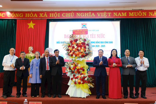 Đồng bào Công giáo Đắk Nông thi đua yêu nước, sống tốt đời đẹp đạo