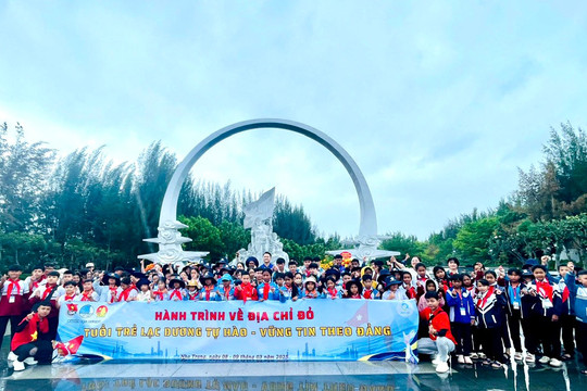 Thiếu nhi Lạc Dương thi đua làm theo 5 điều Bác Hồ dạy