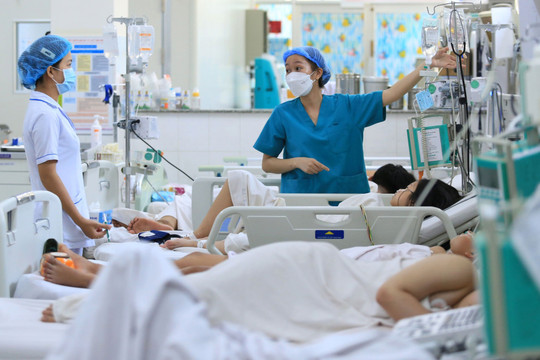 Cập nhật dự thảo Nghị định về phụ cấp đặc thù với công chức, viên chức, người lao động trong cơ sở y tế công lập