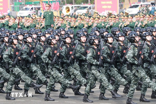 Hơn 10.000 người hợp luyện chuẩn bị cho Lễ kỷ niệm 50 năm thống nhất đất nước