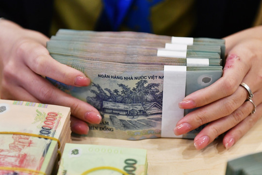 Lãi suất ngân hàng hôm nay 14/4/2025: Tăng mạnh kỳ hạn ngắn