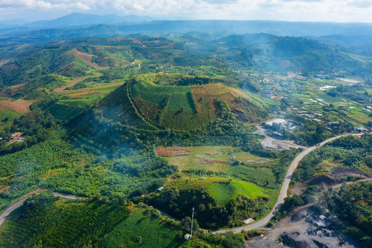 Về nơi núi gọi tên mình