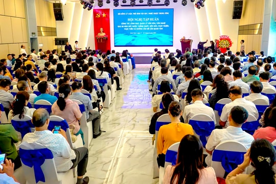 Đẩy mạnh thực hiện Nghị quyết Số 23-NQ/TW của Bộ Chính trị về tiếp tục xây dựng và phát triển văn học nghệ thuật trong thời kỳ mới