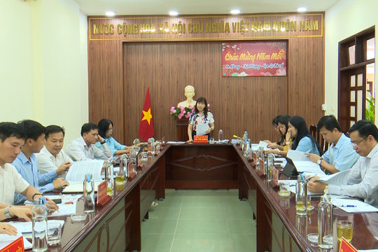 Ban Dân tộc HĐND tỉnh Đắk Nông họp thẩm tra dự thảo nghị quyết