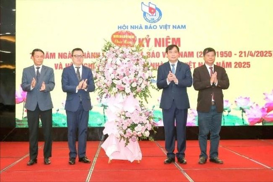 75 năm-sứ mệnh vẻ vang của Hội Nhà báo Việt Nam