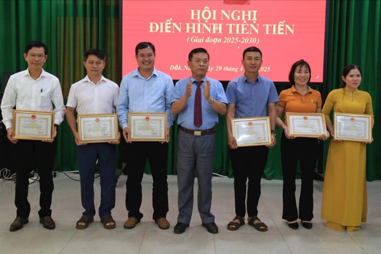 Đắk Nông tuyên dương 10 hợp tác xã điển hình tiên tiến