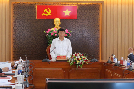Bí thư Tỉnh ủy Lâm Đồng Y Thanh Hà Niê Kđăm: Chuẩn bị Văn kiện Đại hội Đảng bộ nhiệm kỳ mới trên tinh thần ''ba phát triển''