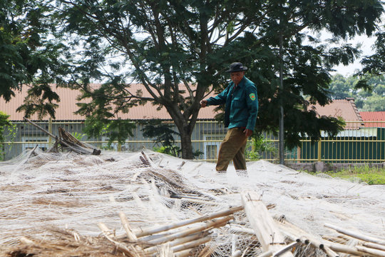 Khung cảnh hoang tàn tại nhà truyền thống hơn 3,4 tỷ đồng vừa đổ sập