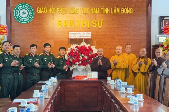 Đảng uỷ - Bộ CHQS tỉnh chúc mừng Đại lễ Phật đản năm 2025