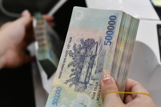 Lãi suất ngân hàng hôm nay 13/5/2025: Bốn nhà băng có lãi tiền gửi từ 6%