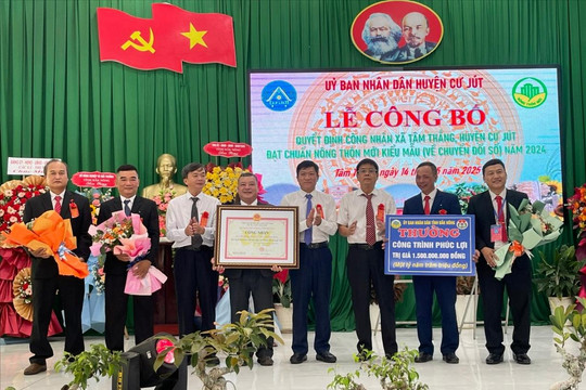 Xã đầu tiên ở Đắk Nông đạt nông thôn mới kiểu mẫu về chuyển đổi số