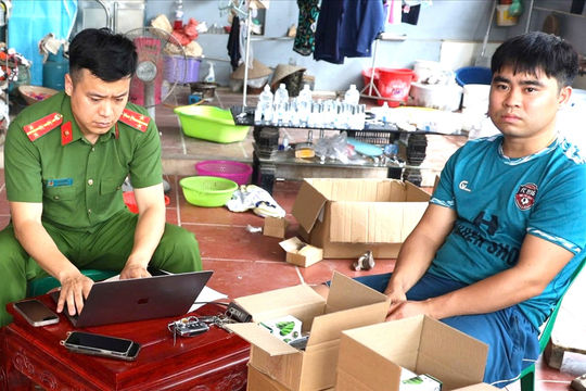 Công an tỉnh Bắc Giang khởi tố chủ cơ sở sản xuất, buôn bán số lượng lớn mỹ phẩm giả