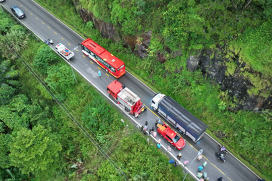 Phát hiện bộ xương người dưới vực sâu đèo Bảo Lộc