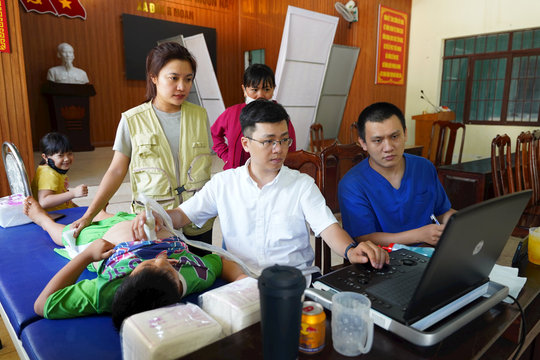 Hơn 2.000 trẻ em Đắk Nông đã được khám tim miễn phí