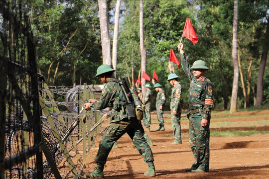 Chiến sĩ mới Đắk Nông trưởng thành, bản lĩnh từ thao trường