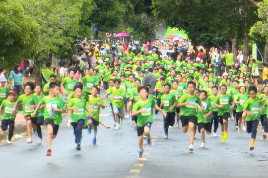 500 vận động viên nhí tranh tài cự ly 2km