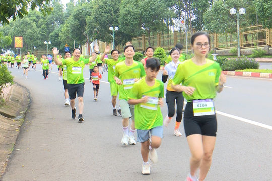 600 runner tranh tài cự ly 5km Giải Đắk Nông Marathon 2025