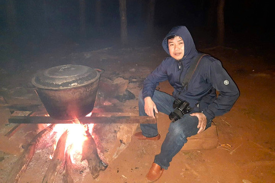 Biên cương Tổ quốc - Nơi gặp gỡ của người cầm súng và người cầm bút