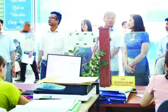 Đẩy mạnh cải cách hành chính để phát triển Đắk Nông