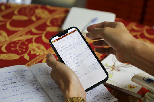 Lãnh đạo 2 địa phương ở Đắk R'lấp nợ gần 180 triệu đồng tiếp khách trong 10 năm