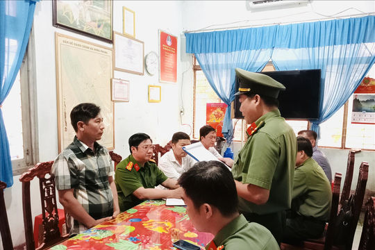 Bến Tre: Phạt chủ tàu cá vi phạm vùng biển nước ngoài 900 triệu đồng