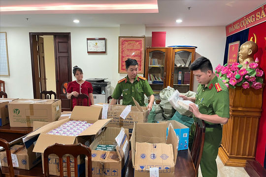 Quyết liệt đấu tranh triệt phá tội phạm sản xuất, buôn bán hàng giả, hàng cấm