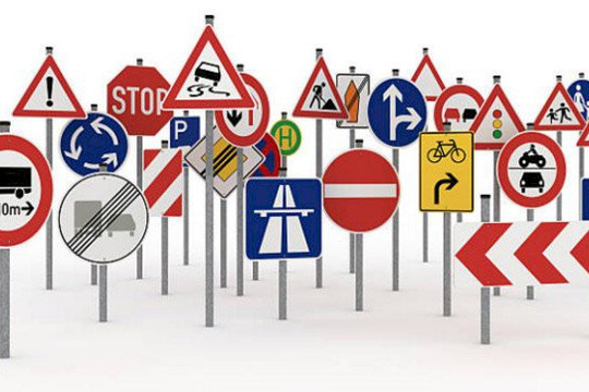 Viết thêm ký tự vào biển báo giao thông bị xử phạt thế nào?