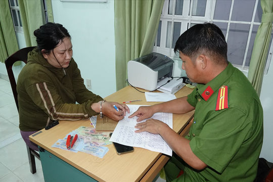 Bình Thuận: Bắt giữ người phụ nữ thực hiện hàng loạt vụ cướp giật