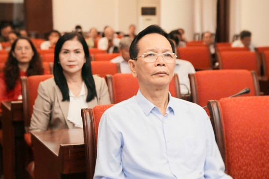 Tập huấn về hoạt động của tổ chức Đảng, chính quyền, MTTQ, các đoàn thể chính trị ở cấp xã mới