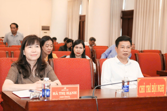 Bế mạc tập huấn về hoạt động của tổ chức Đảng, chính quyền, MTTQ, các đoàn thể chính trị ở cấp xã (mới)