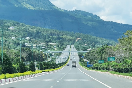 Triển khai các giải pháp công nghệ tiên tiến trong quản lý, điều hành giao thông