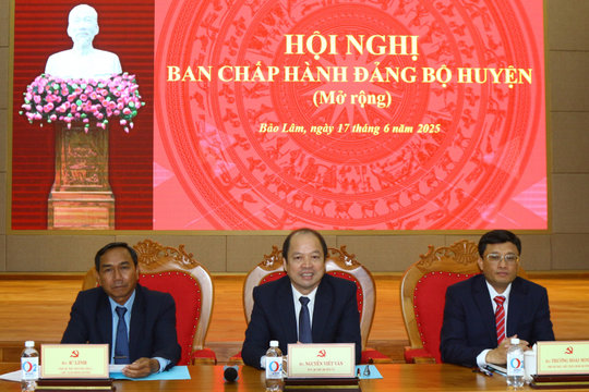 Tổ chức Hội nghị Ban Chấp hành Đảng bộ huyện Bảo Lâm (mở rộng)