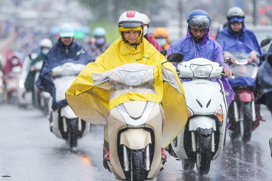 Dự báo thời tiết 10 ngày tới: Nắng nóng không lâu, miền Bắc lại mưa dông kéo dài